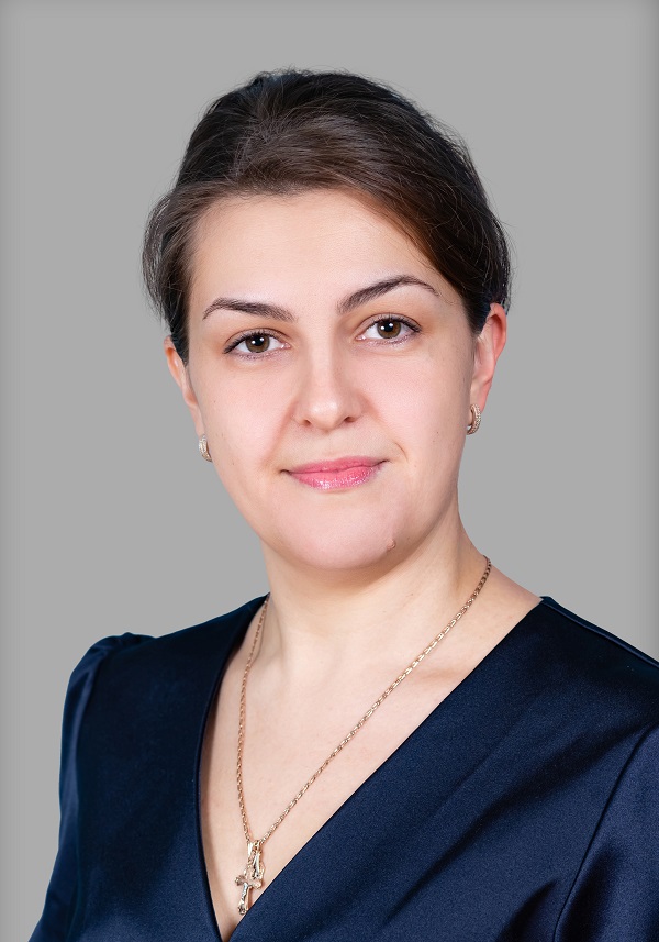 Губанова Людмила Николаевна.